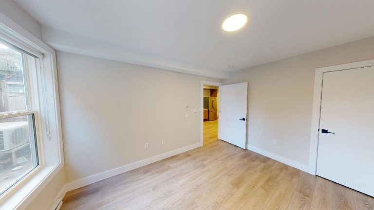 1027 South Park Street Apartment 13 11292023 203202