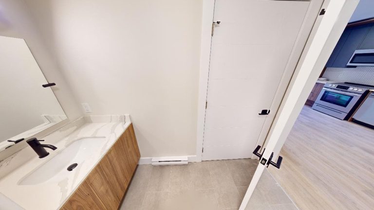 1027 South Park Street Apartment 13 11292023 203323