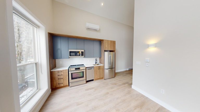 1027 South Park Street Apartment 16 01292024 172830