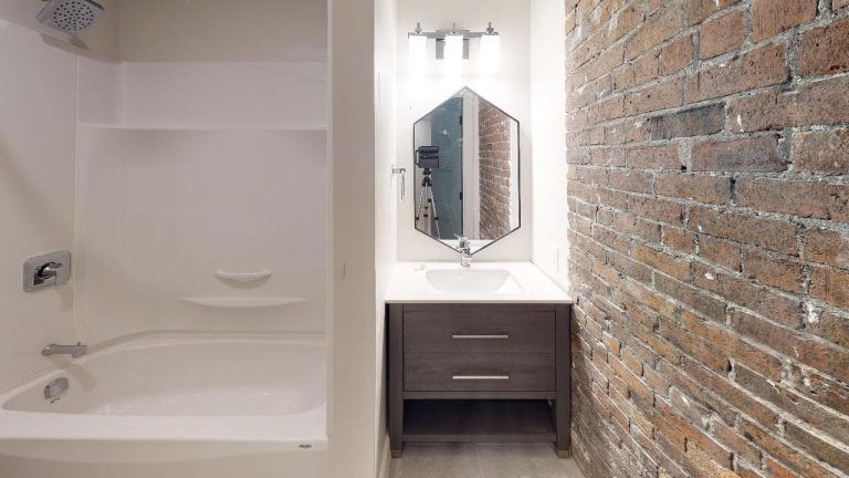 1029 South Park St 11 Bathroom