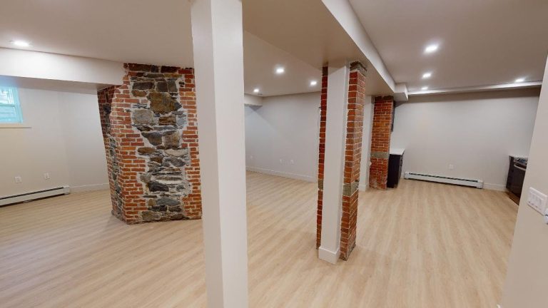 1029 South Park St 2 01142022 130700