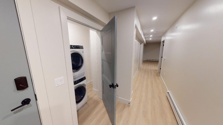 1029 South Park Street Apartment 1 12302021 203404