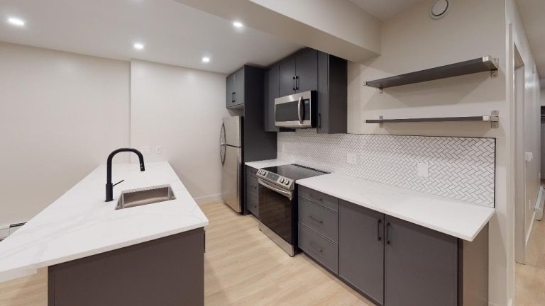 1029 South Park Street Apartment 1 Kitchen