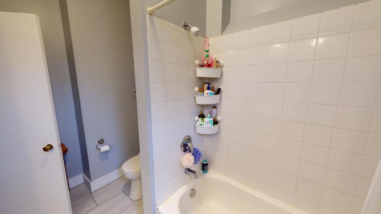 1106 2 Bathroom (1)