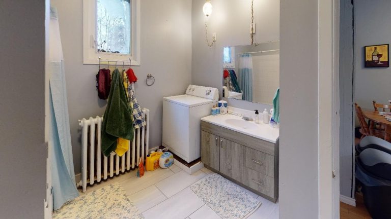 1106 2 Bathroom (2)