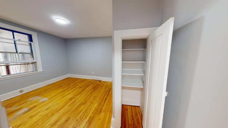 1110 South Park Street Apartment 5 07082025 165432