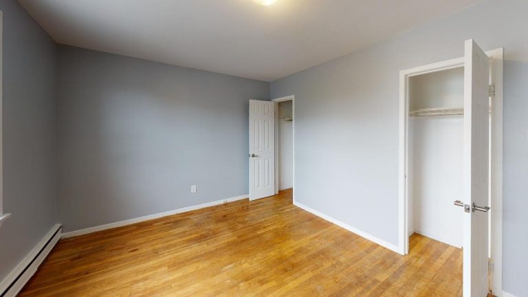 1143 32 Bedroom 1 (2)