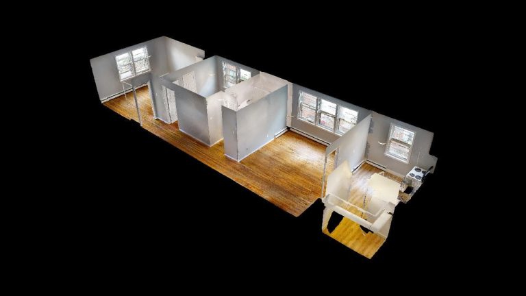 1143 32 Dollhouse View