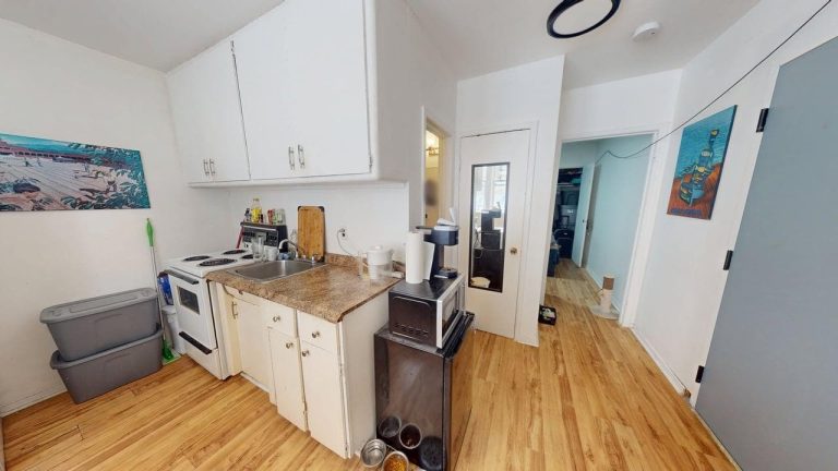 1143 Queen Street Apartment 16 06042025 163417