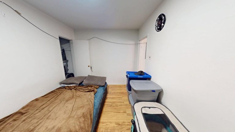 1143 Queen Street Apartment 16 06042025 163601