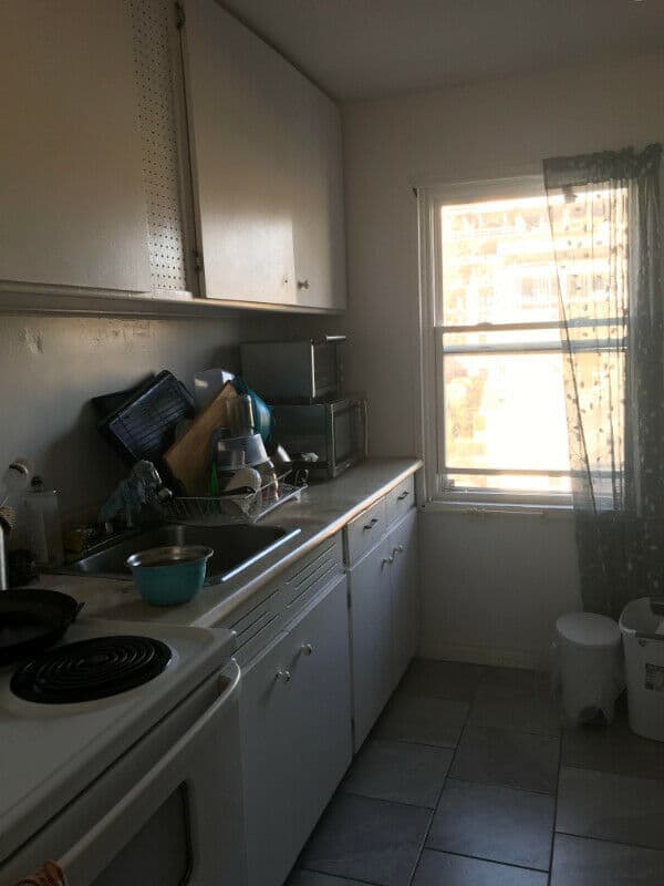 15 6059 Shirley Kitchen