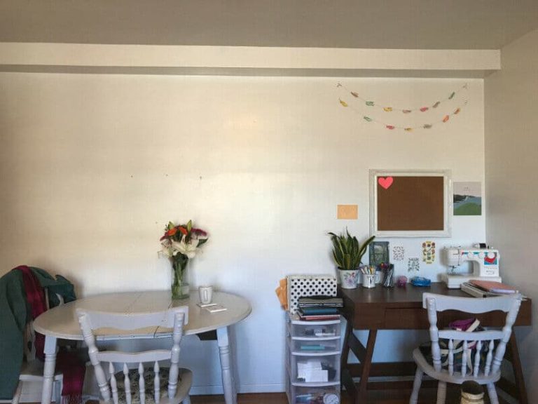 15 6059 Shirley Living Room 2