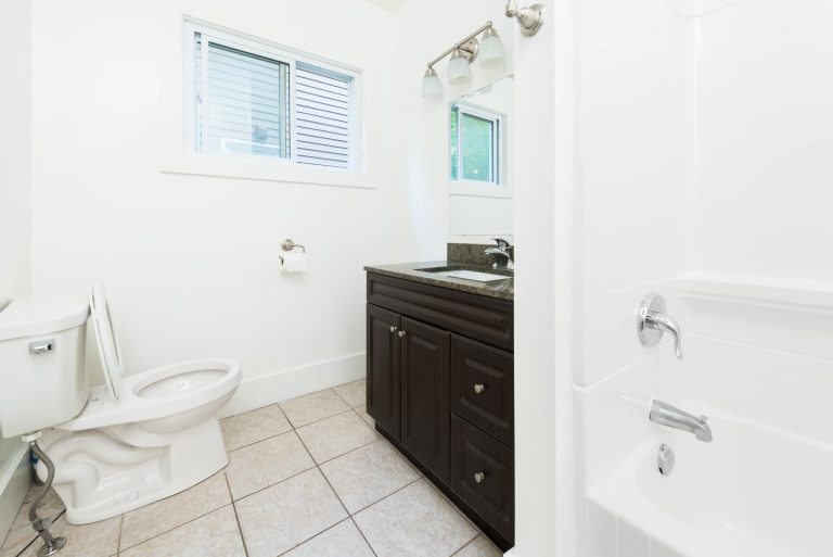 1599 Bathroom