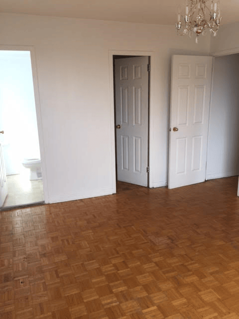 1st Bedroom 603