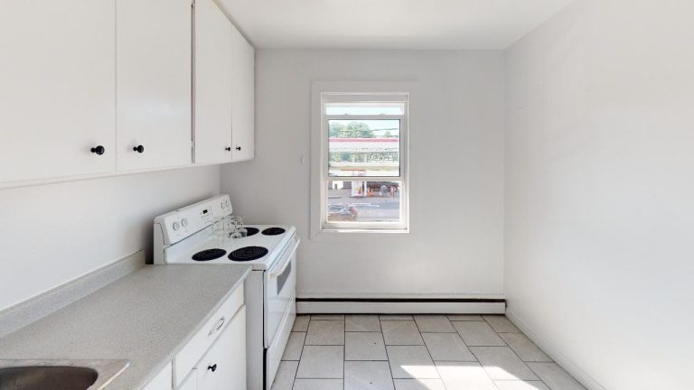 3103 Connaught Ave 7 Photo 5