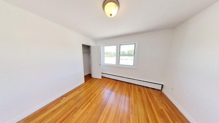 3103 Connaught Avenue Apartment 11 07312021 163634