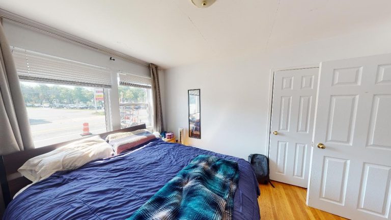 3103 Connaught Avenue Apartment 4 07302021 145317
