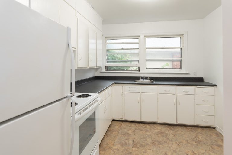 3127 Kitchen