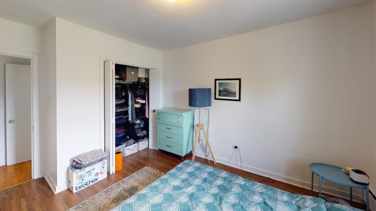 3536 Connaught Bedroom