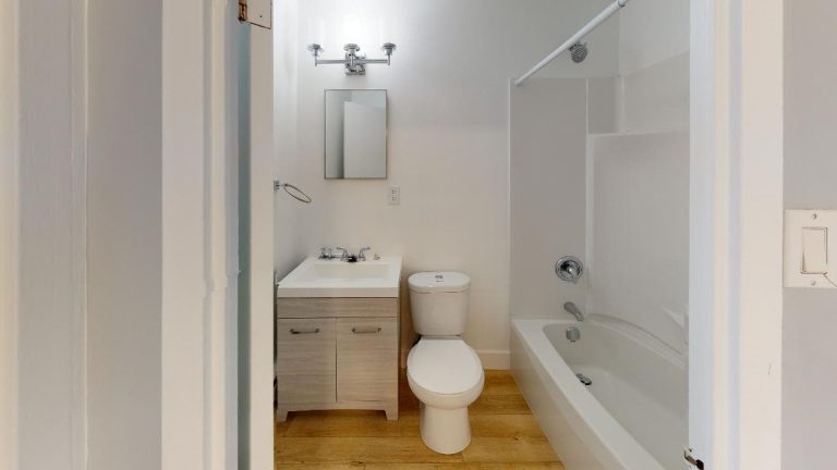 5375 Rector Bathroom
