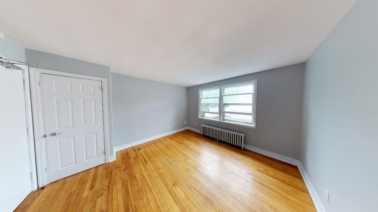 5670 Inglis Street Apartment 12 07312021 160408