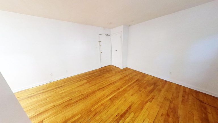 5670 Inglis Street Apartment 6 01242024 123525