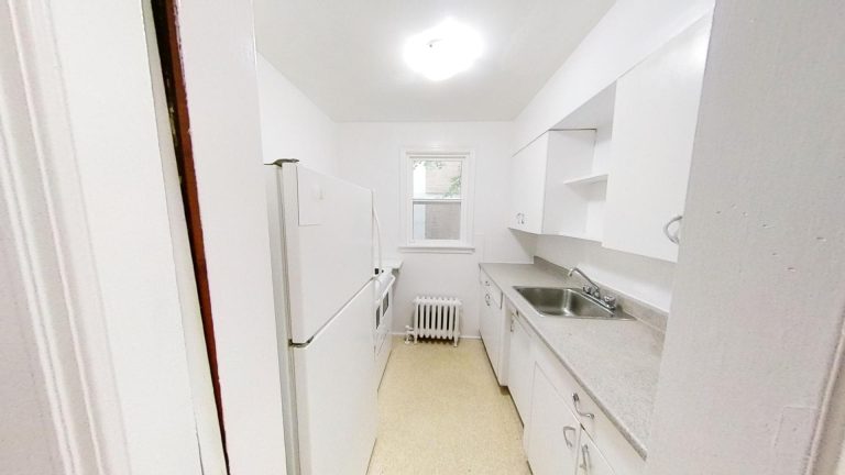 5670 Inglis Street Apartment 6 01242024 123547