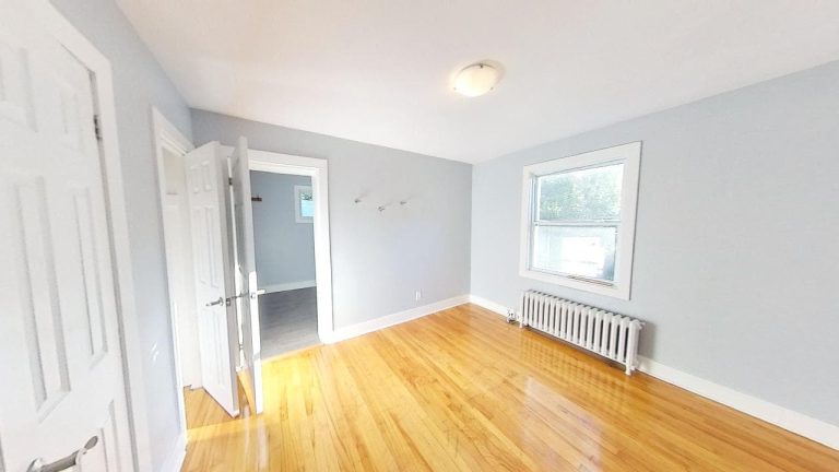 5670 Inglis Street Apartment 7 07302021 152242