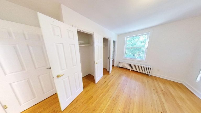 5670 Inglis Street Apartment 9 07302021 153023