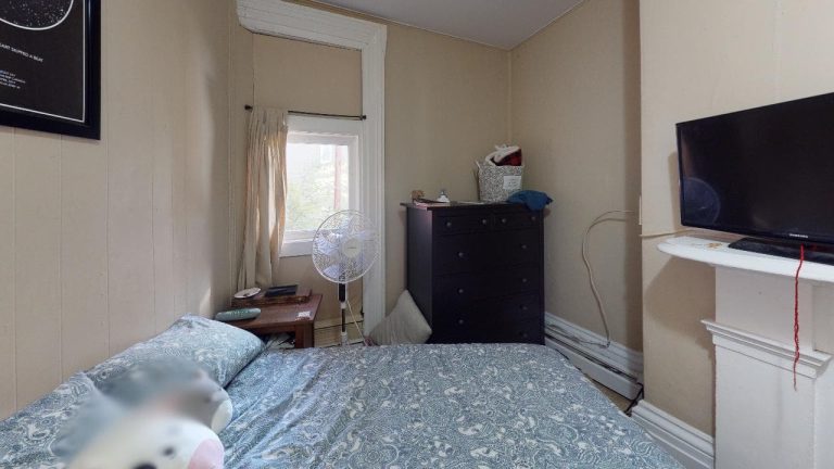 5706 South St Apt 5 Bedroom(3)