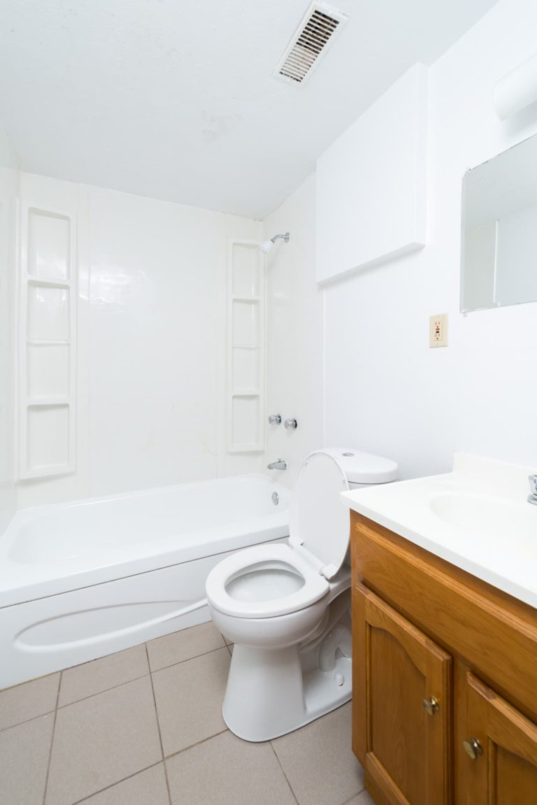 5713 203 Bathroom