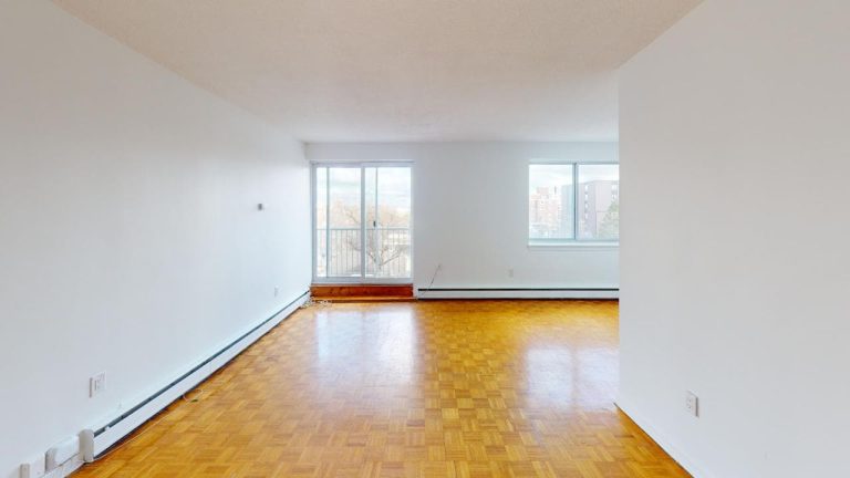 5713 Victoria Rd 605 Living Room
