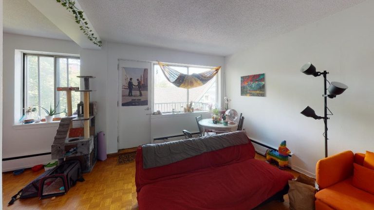 5713 Victoria Rd Apt 406 Bedroom(1)