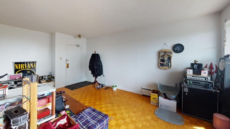 5713 Victoria Rd Apt 602 Bedroom