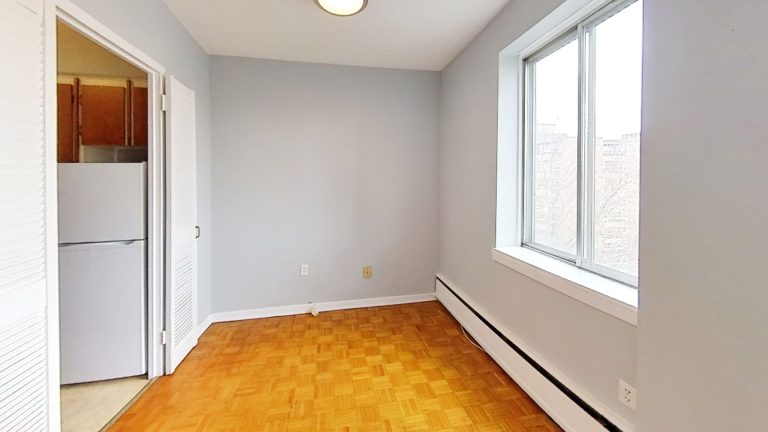5713 Victoria Road APT 706 Unfurnished(5)