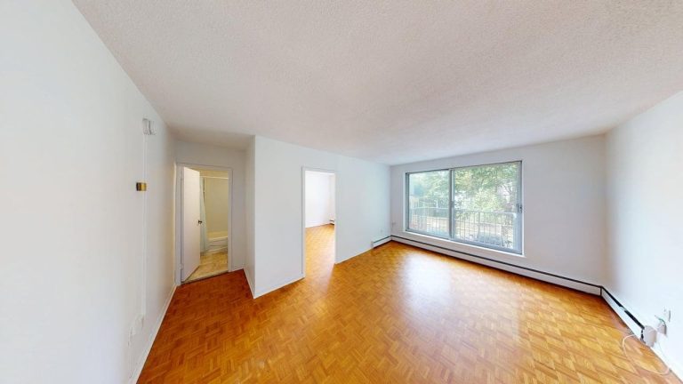 5713 Victoria Road Apartment 207 04152025 115931