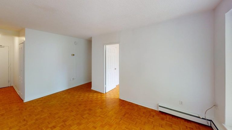 5713 Victoria Road Apartment 207 Unfurnished