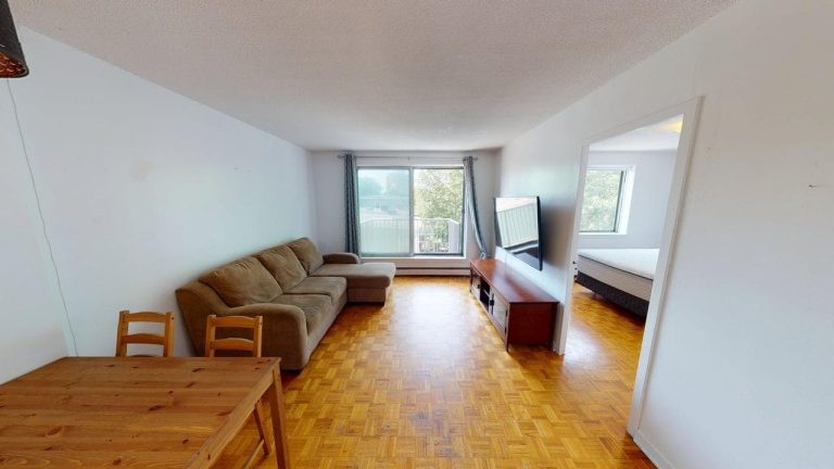 5713 Victoria Road Apartment 401 07172025 160934
