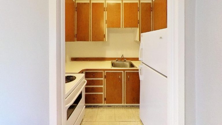 5713 Victoria Road Apartment 801 Kitchen