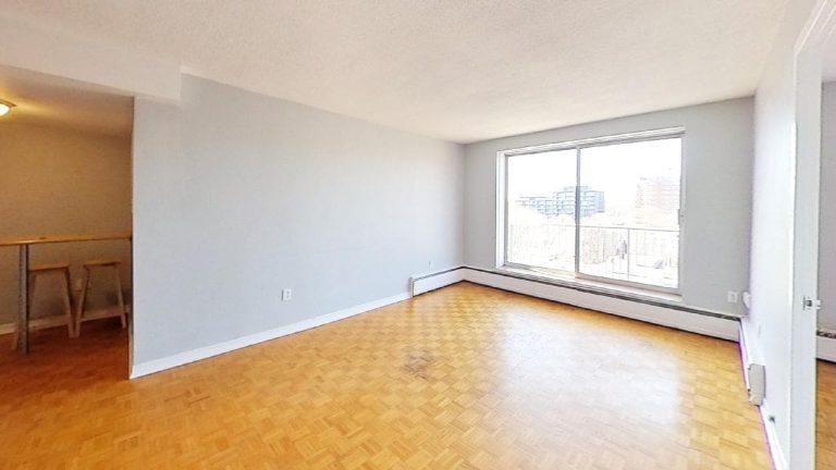 5713 Victoria Road Apartment 801 Unfurnished