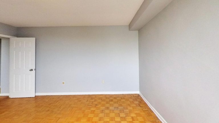 5713 Victoria Road Apartment 802 Unfurnished(3)