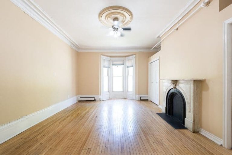 5718 1 Bedroom 1