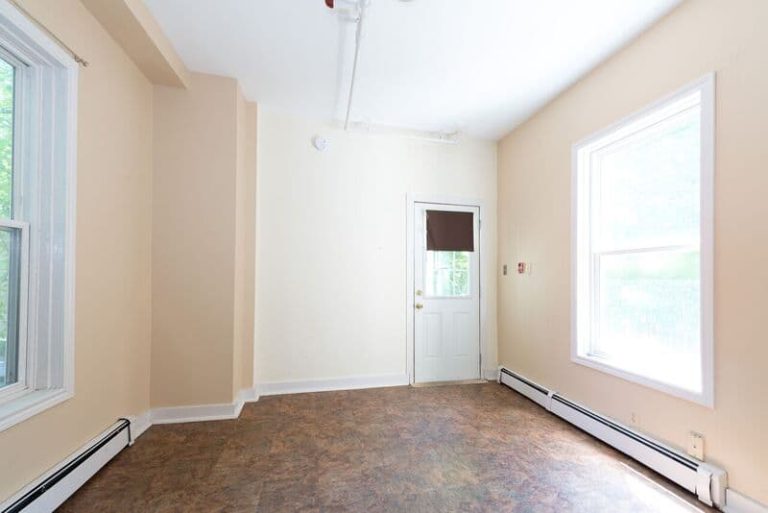 5718 1 Bedroom 2