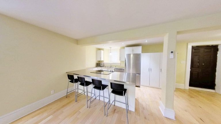 5722 Inglis Street Suite 1 06042025 131503