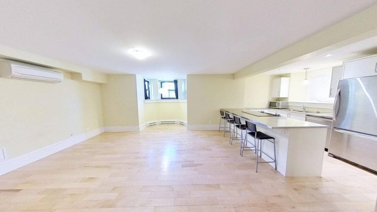 5722 Inglis Street Suite 1 06262025 165515
