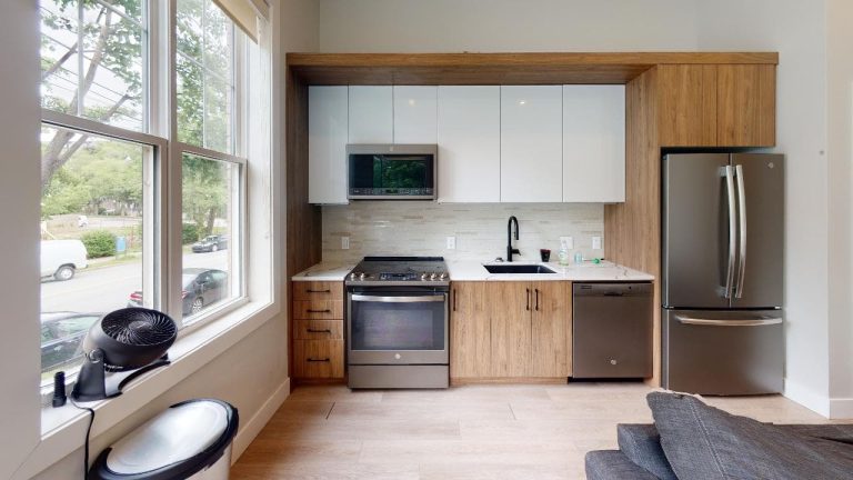 5726 Inglis St Apt 201 Kitchen