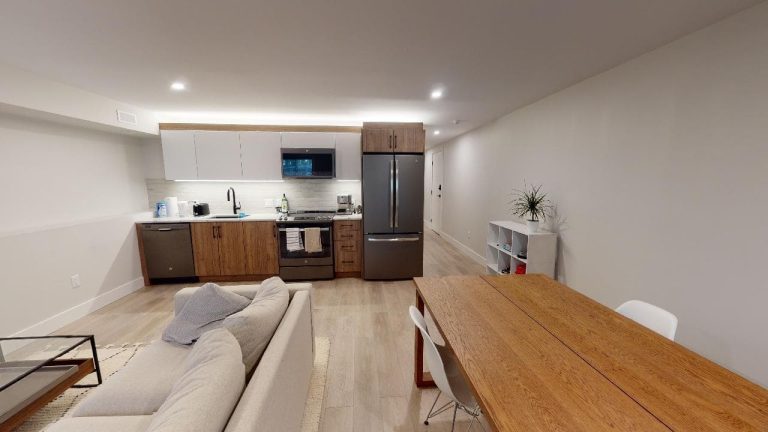 5726 Inglis Street Suite 103 05302022 172633