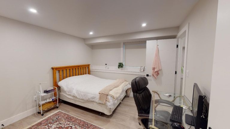 5726 Inglis Street Suite 103 05302022 172710