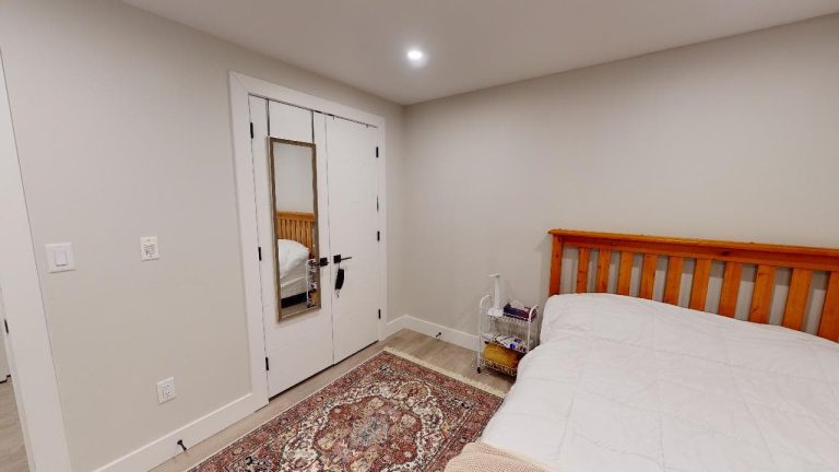5726 Inglis Street Suite 103 05302022 172725