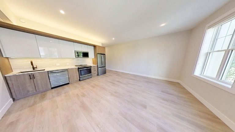 5726 Inglis Street Suite 303 07312021 165111